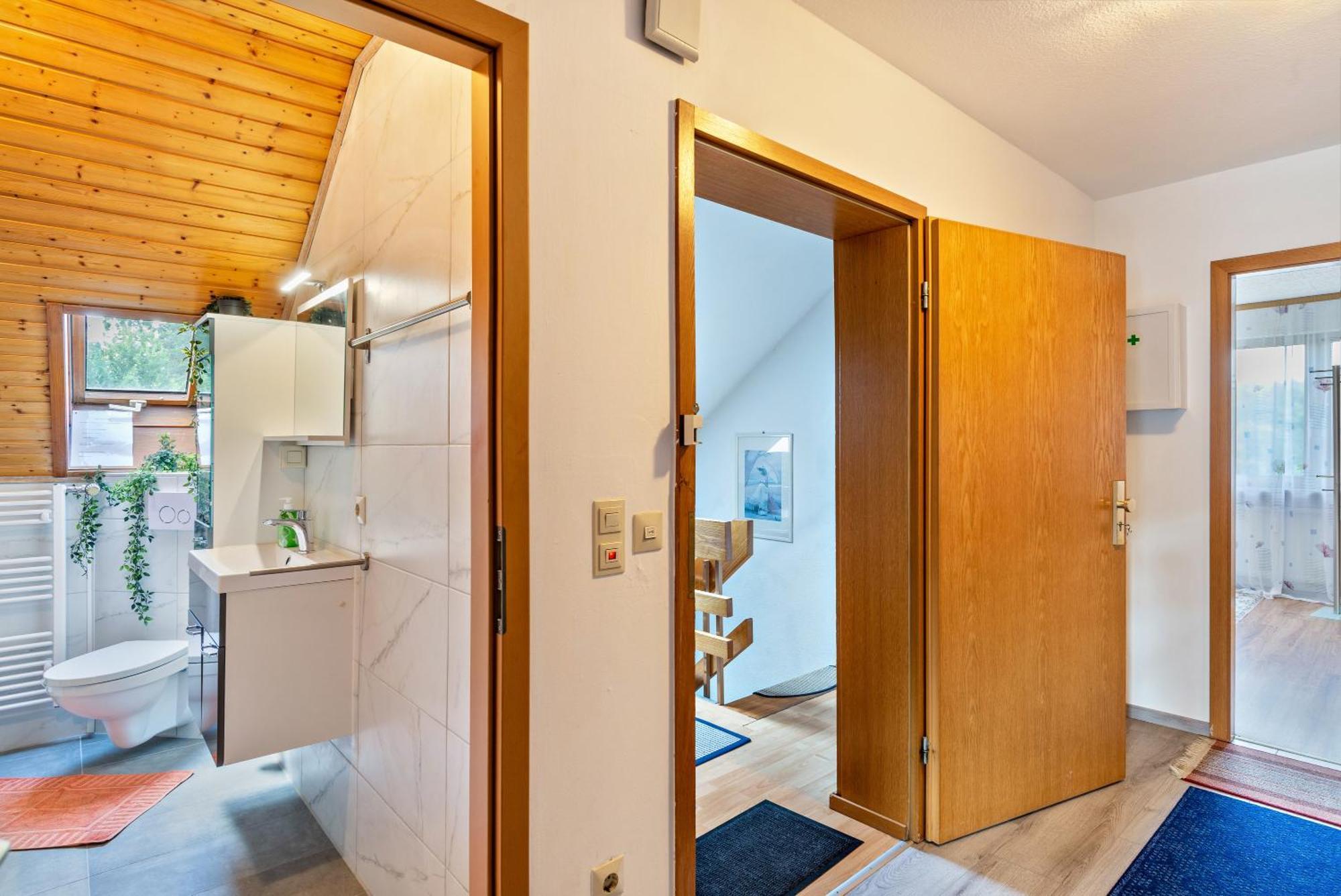 Ferienwohnung Haus Guenter Und Valeria Gossersweiler-Stein Exterior foto